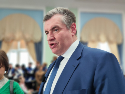 Слуцкий предлагает запретить регистрировать машины неплательщикам алиментов