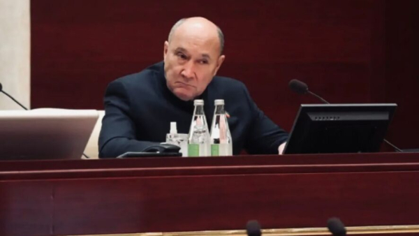 Марат Ахметов вошел в топ-10 медиарейтинга глав региональных парламентов России 10/04/2026 &ndash; Новости