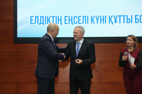 Проректор ЕНУ награжден Орденом Звезды Италии