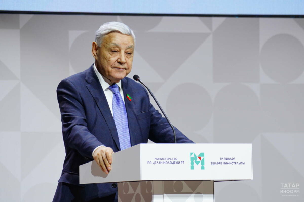 Фарид Мухаметшин: &laquo;Молодые семьи должны стать опорой Татарстана&raquo;
