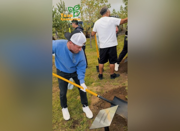 Легендарные Backstreet Boys поддержали акцию «Таза Қазақстан» в столице