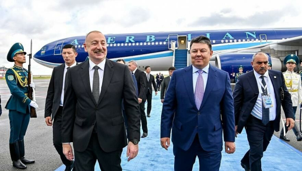 Президент Азербайджана прибыл на саммит ШОС в Астану