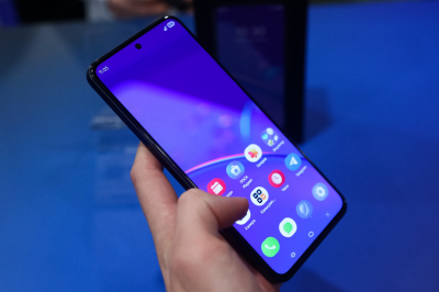 Пользователи iPhone перестанут получать уведомления от мессенджера &laquo;Макс&raquo;