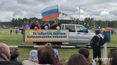 Журналист блокноты: Чакмагышның Хезмәт туе үзенчәлекләре - килен токмачыннан башлап...