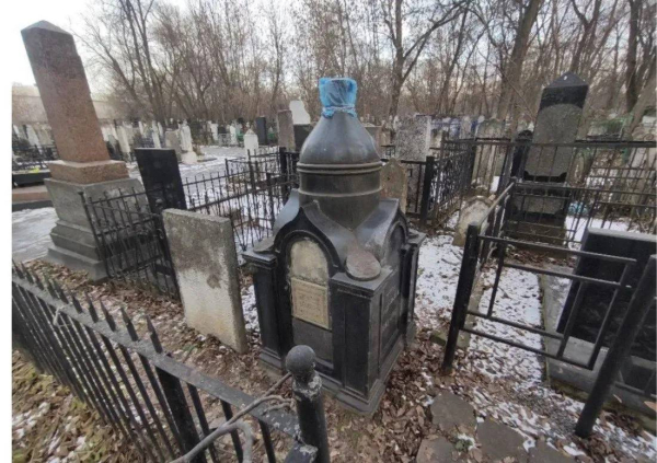 Три могилы на Ново-Татарском кладбище получат статус объектов культурного наследия