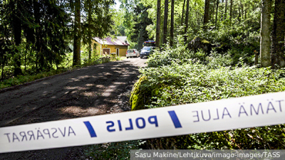 Камеры зафиксировали двоих нападавших на Русский дом в Праге