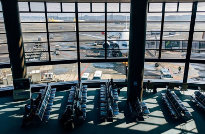 Очереди в аэропорту Алматы: пассажиров просят приезжать раньше