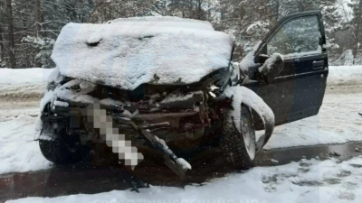 В Альметьевском районе водитель пошел на обгон и устроил тройное ДТП - один человек погиб 21/02/2026 – Новости