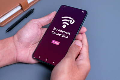 Нет интернета и не отправляются SMS: пользователи казахстанских SIM-карт столкнулись с проблемой в России  Эксклюзив КТ