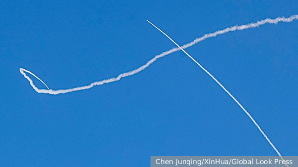 Певицу Монеточку не пустили в Австралию из-за подозрений в провокациях