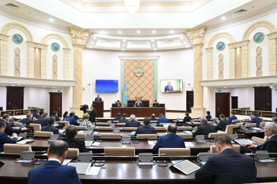 Казахстанцы смогут добровольно отказываться от банковских займов и микрокредитов