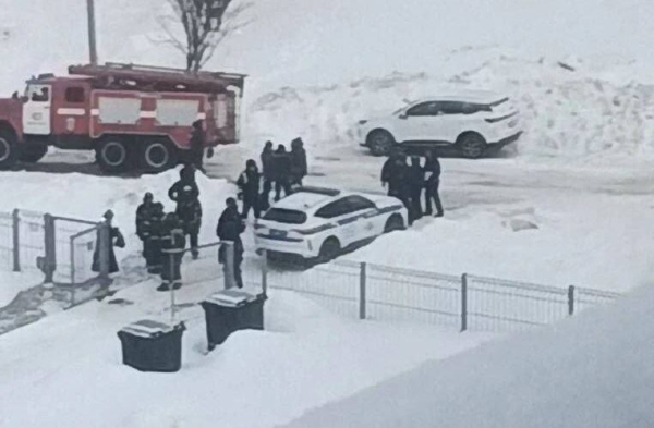 Кровь на полу: первые кадры из лицея в Нижнекамске, где школьник ранил ножом уборщицу 22/01/2026 &ndash; Новости