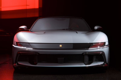 «Чистокровный» Ferrari и китайская Mazda