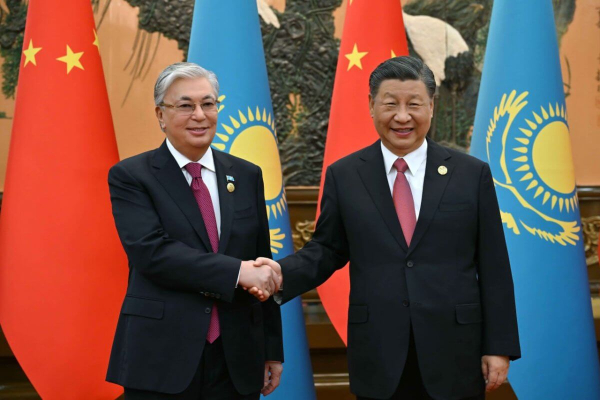 О чем говорили главы Казахстана и Китая на переговорах в Пекине