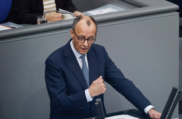 Мерц заявил о планах вернуть большинство сирийских беженцев из Германии