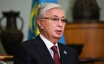 Токаев заявил о переводе через Казахстан $14 млрд из сопредельной страны