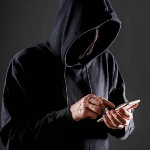 Подростка в Татарстане обманули на 38 миллионов рублей