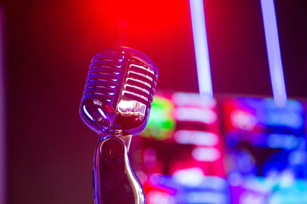 Туриченко из &laquo;Иванушек&raquo; ответил критикам на слова об однообразных песнях