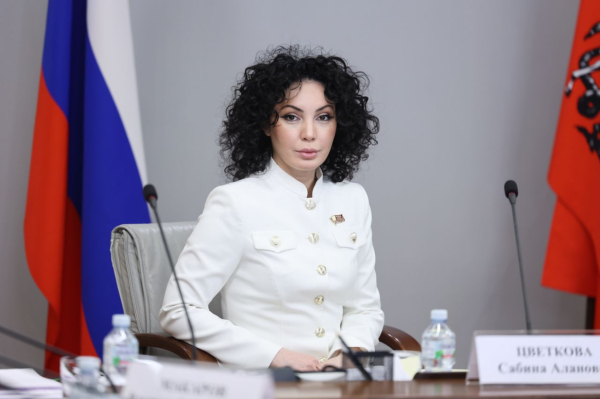 В Мосгордуме обсудили стоянки легкового такси в Москве