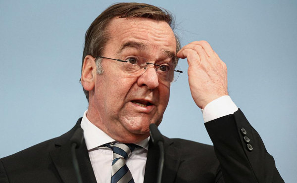 Писториус сравнил ситуацию в НАТО с кризисом в 20-летнем браке