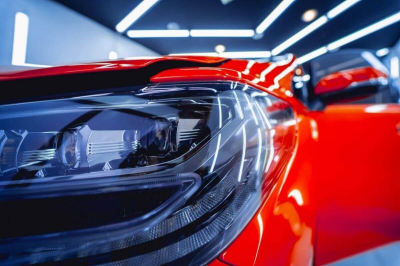 Киногруппу в Алматы оштрафовали за подложные номера на авто