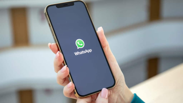 Пользователи WhatsApp теперь могут разделить переписки по категориям — «Все», «Непрочитанное» и «Группы»