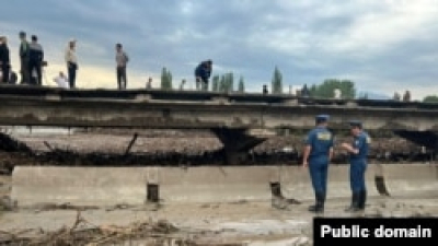 В Кыргызстане из-за схода селей погибли пять человек, двое считаются пропавшими без вести