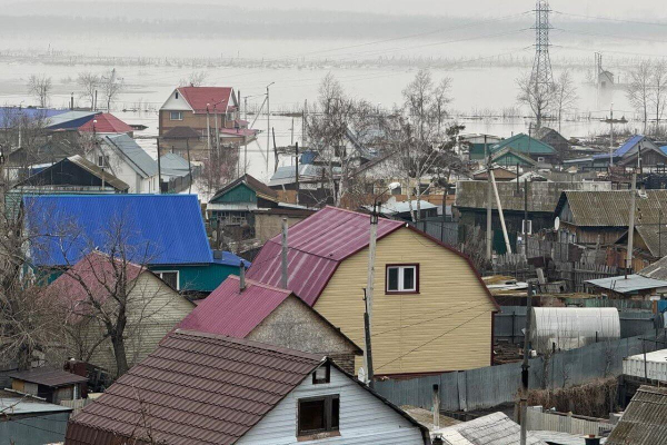 Принудительно эвакуировать людей из затопленных районов в Петропавловске поручил Скляр