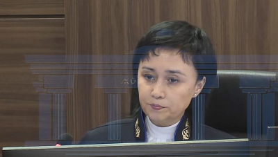 Судья удалилась в совещательную комнату для определения приговора Бишимбаеву