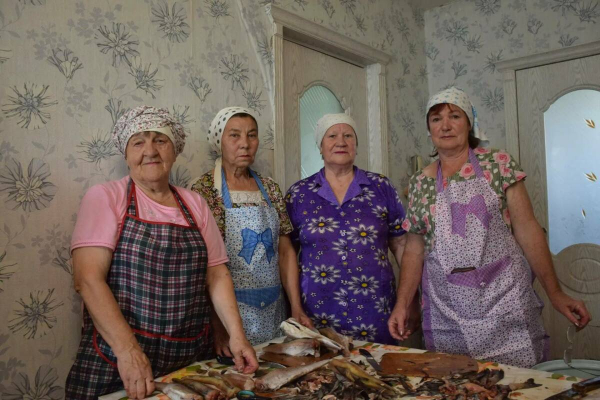 В Нурлате четыре женщины наладили производство еды для бойцов СВО