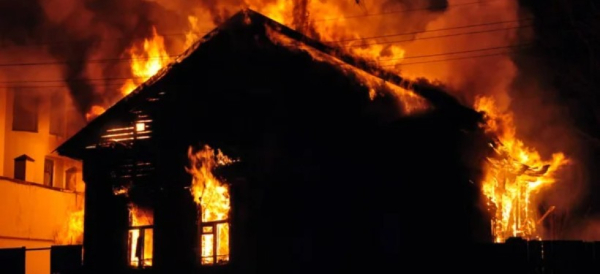 Ребенок стал жертвой пожара в жилом доме в Павлодарской области