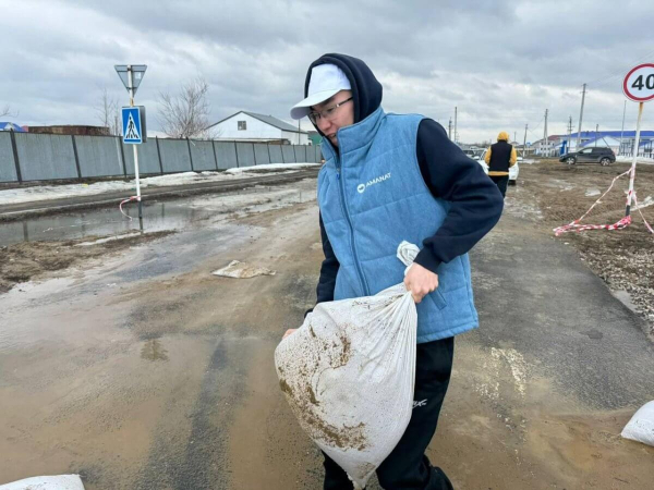 “Жастар Рухы”: волонтеры отправились в затопленные районы