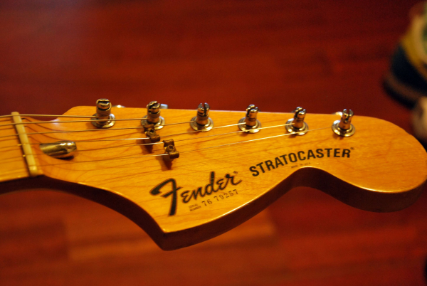 Что помогло Fender остаться одним из лучших брендов гитар