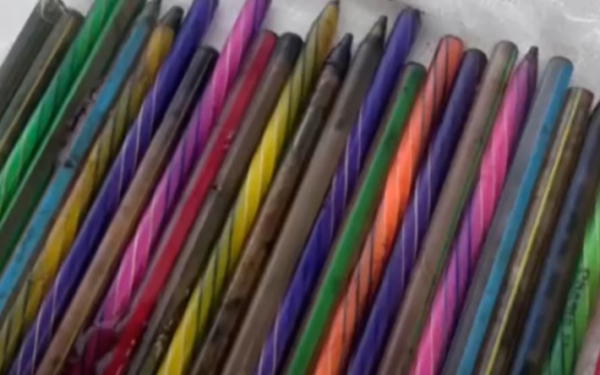 26 шариковых ручек на спор проглотил казахстанец