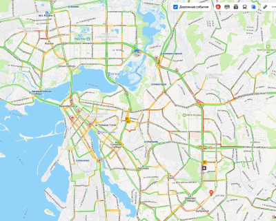 Казань встала в 8-балльных пробках