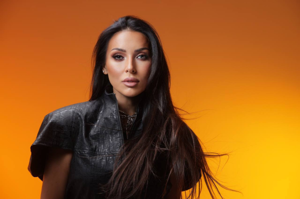 Выступление Алсу откроет серию акустических концертов Radio Monte Carlo