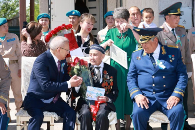 В Жетысу тепло поздравили ветеранов ВОВ
