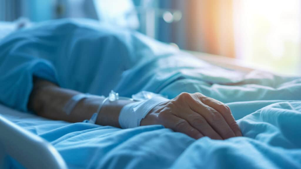 Пенсионерку после операции ударила пациентка «Совминки», но дело пытались замять