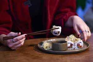 Шарики обнаружили в роллах, купленных в казанском EUROSPAR